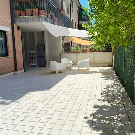 公寓 In Centro A 斯波莱托